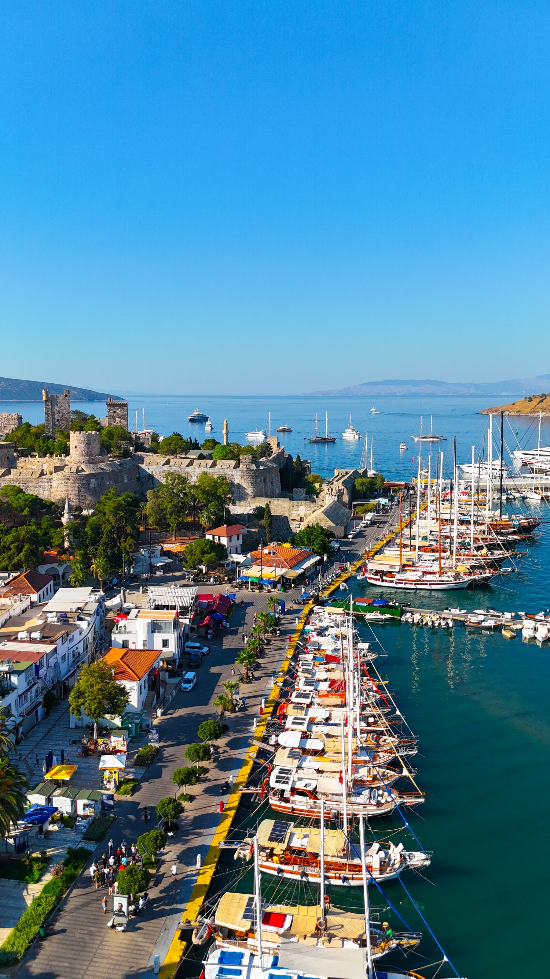 Uçaklı Ege tatil rotası