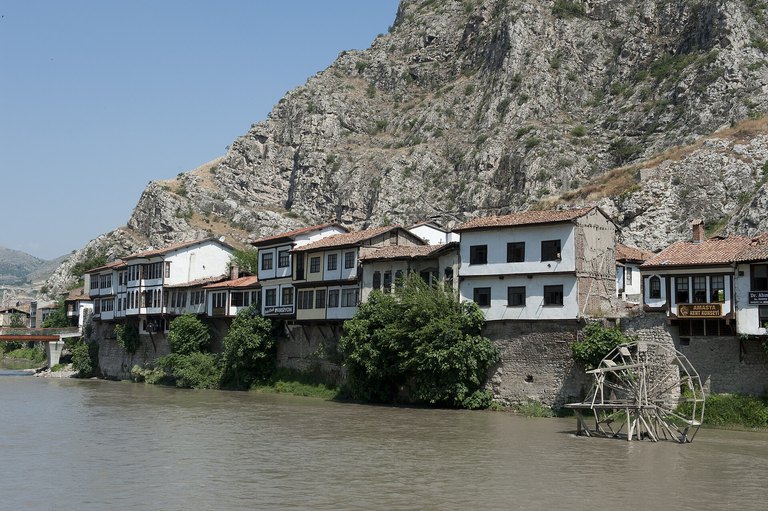 Amasya Yeşilırmak hattı